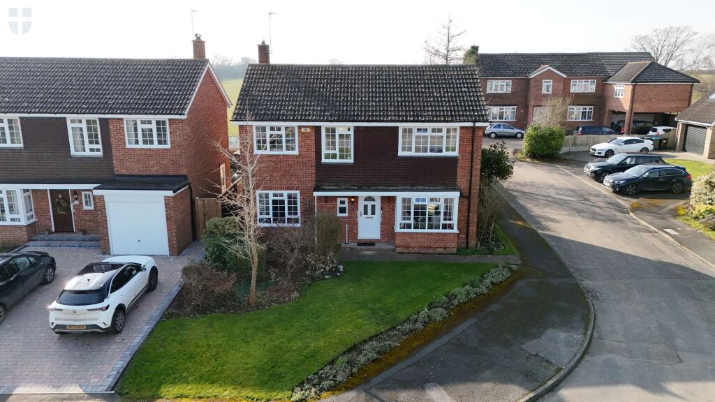 4-bed detached on Darleys Close, Grendon Underwood, £500,000
