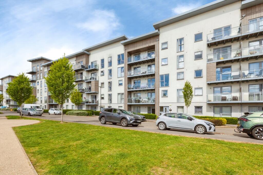 Main image of property: Wallingford Way, Maidenhead, Berkshire, SL6