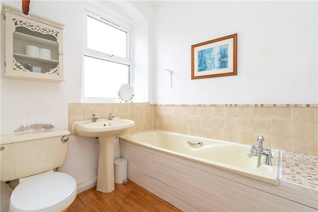 House in Leeds - View 5