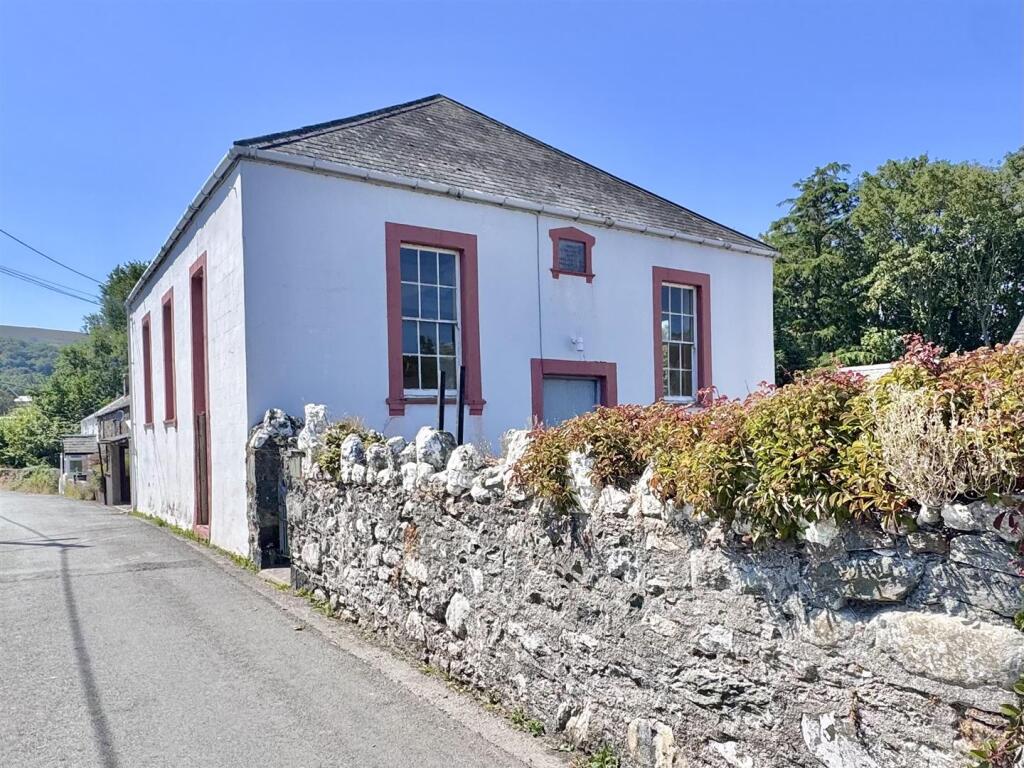Main image of property: Henryd