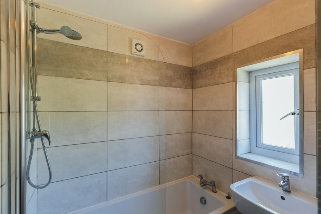 House in Leicester - View 5