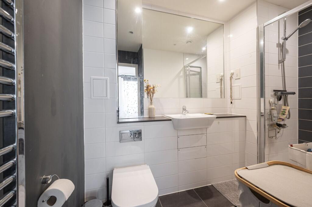 Apartment in London - View 4