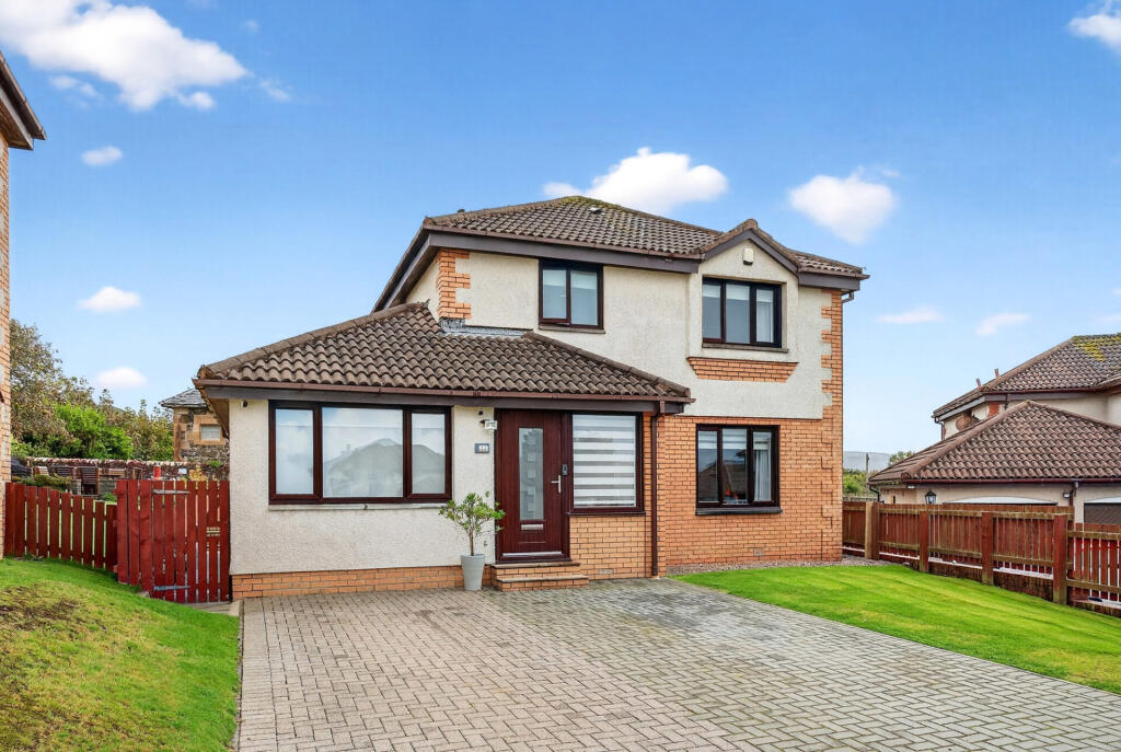 4-bed detached on 19 Newhaven Grove, Largs, KA30 8NS, £360,000