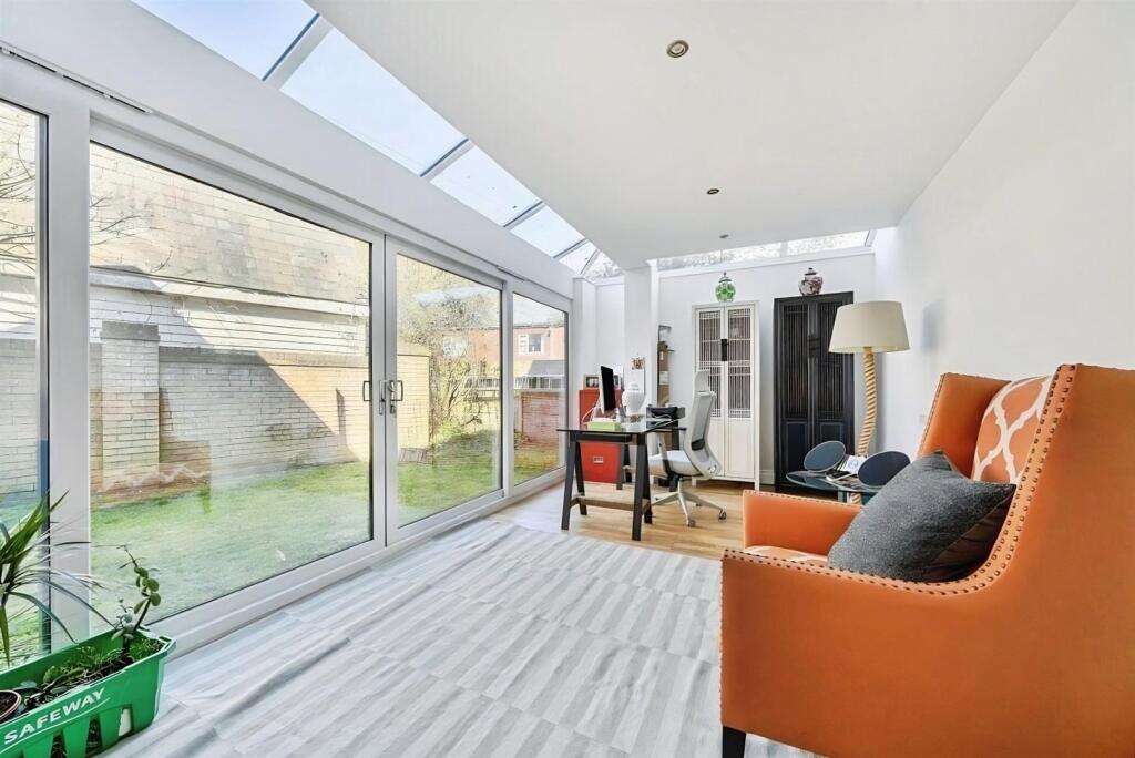 House in East Suffolk, Kessingland - View 4