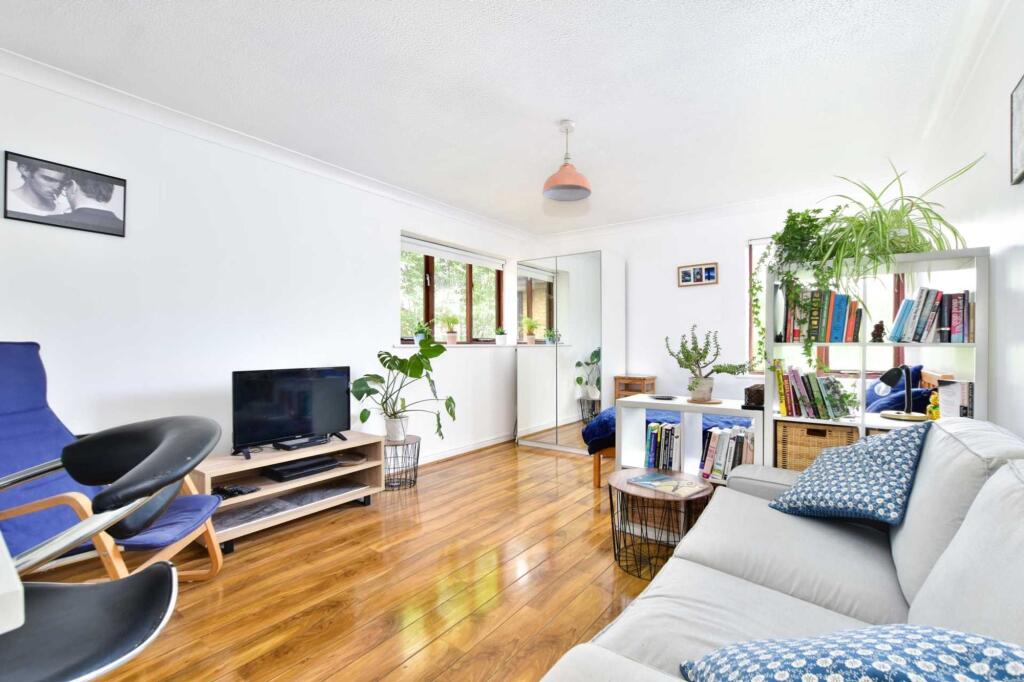 Bushey Hall Road, Bushey, WD23