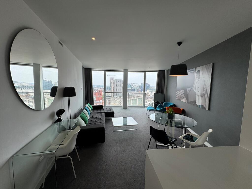 Main image of property: 1700 Rotunda
