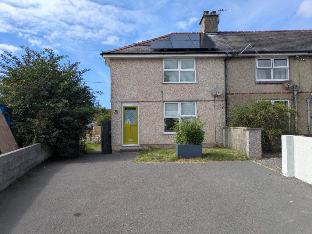 Main image of property: Glan Waun, Llanddaniel, Anglesey, LL60