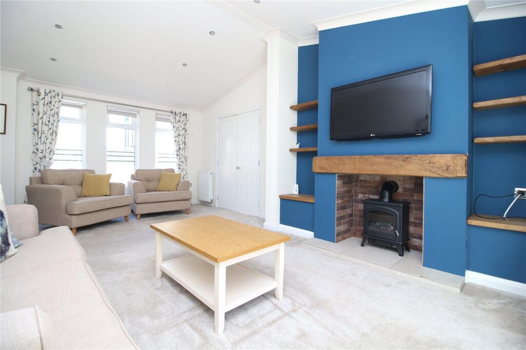 New Milton Heights, Walkford Lane, New Milton, Hampshire, BH25 photo 4