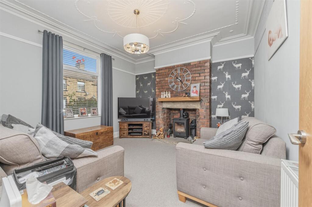 House in Calderdale, Blackley - View 3