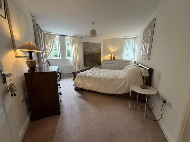 Apartment in Truro - More