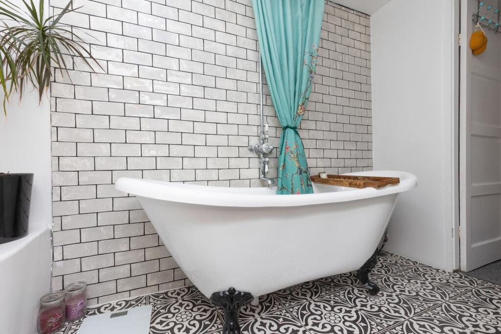 Additional image 10 of Characterful Somerset Longhouse, Old Wells Road, Shepton Mallet (West)