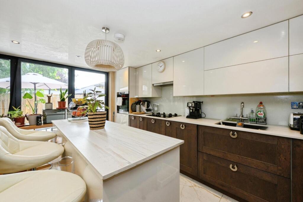 Main image of property: Upper Fairfield Road, Leatherhead, Surrey, KT22
