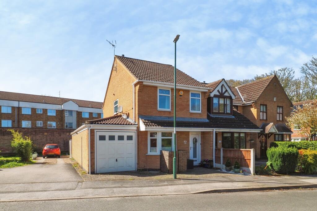 Main image of property: Ellwood Crescent, Wollaton, Nottingham, NG8