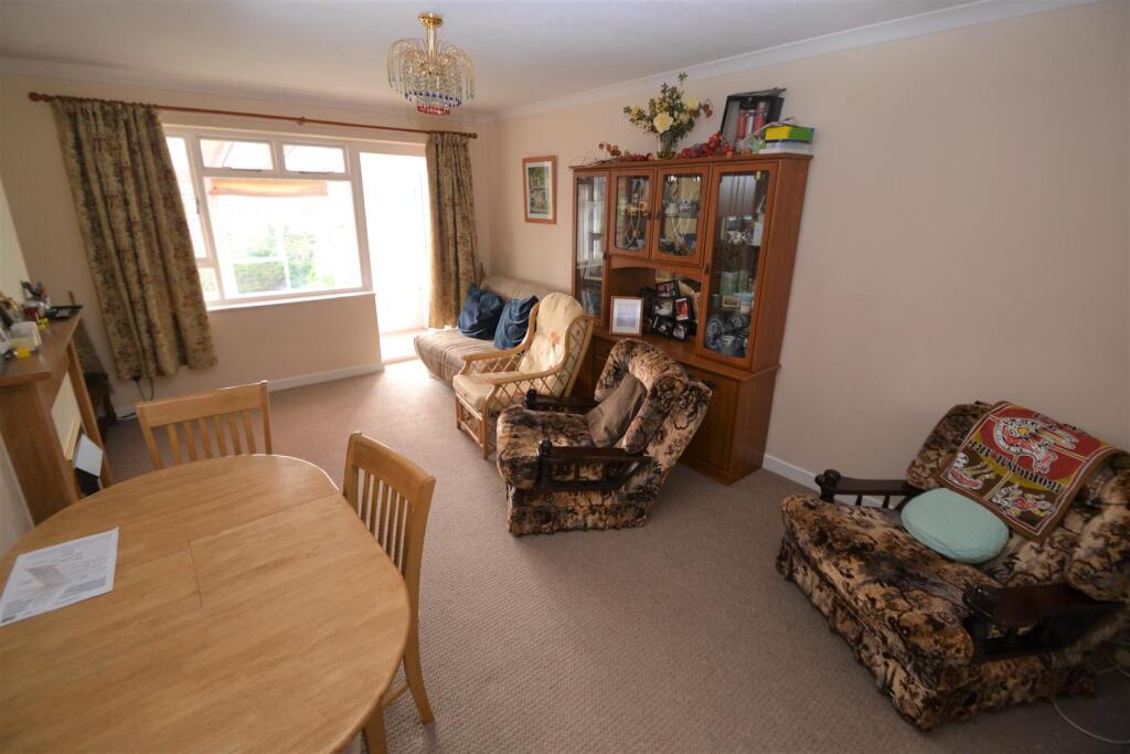 Dene Drive, Eastbourne photo 4