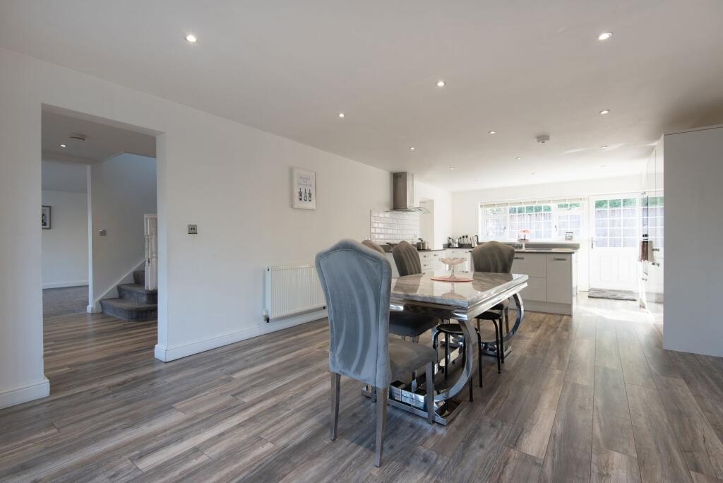 House in Wyre Forest, Aggborough, Kidderminster - More