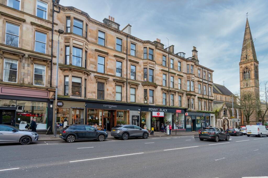 Main image of property: Great Western Road, Flat 3-2, Hillhead, Glasgow, G12 8QX