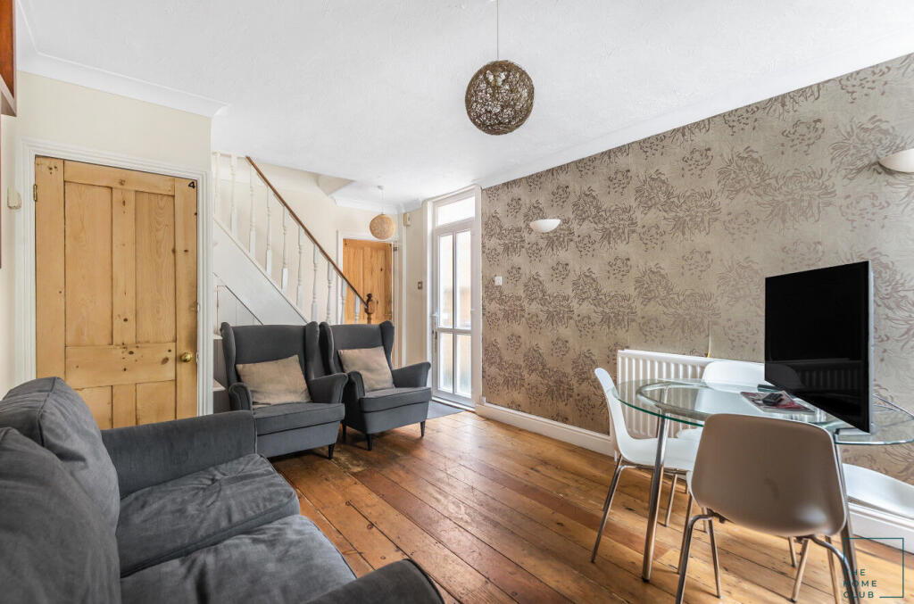 House in Guildford, Guildford Park - More