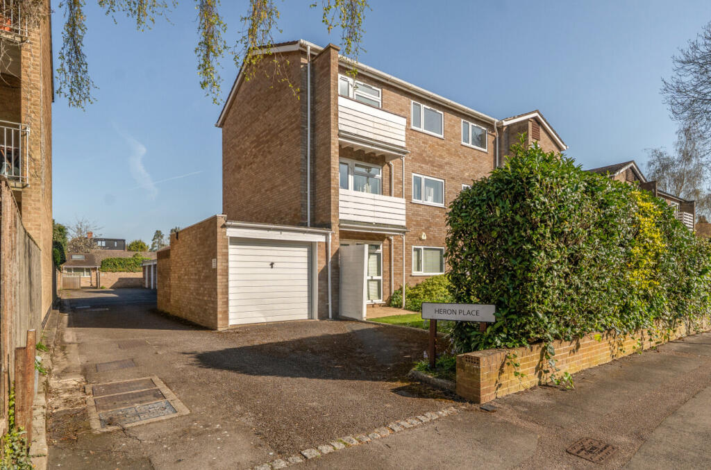 Main image of property: Heron Place, Hernes Road, Oxford