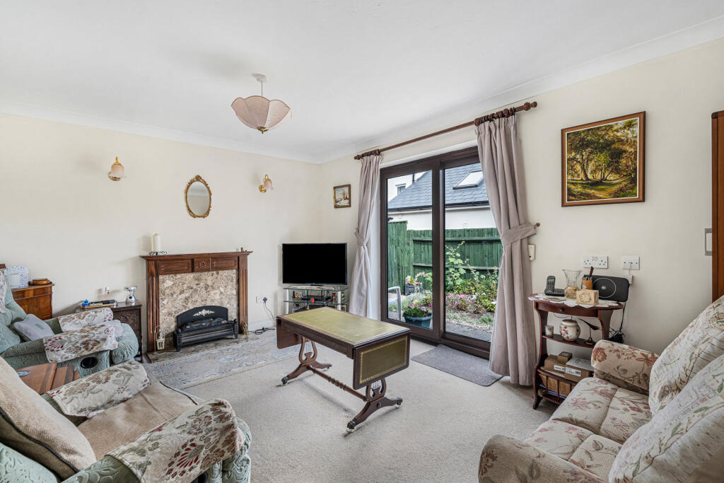 House in Cheltenham, Little Herberts, Charlton Kings - View 4