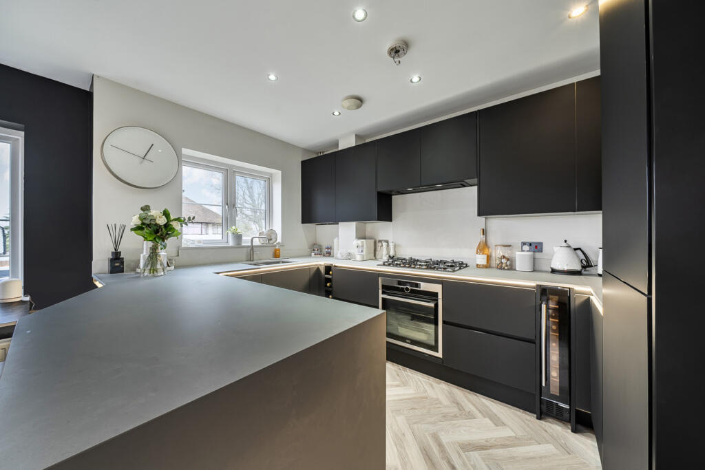 Main image of property: Oaktree Gardens, London