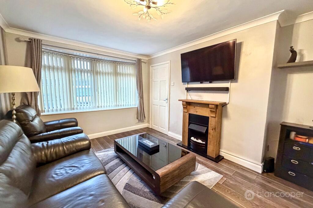 House in Nuneaton and Bedworth, Mount Pleasant - View 2