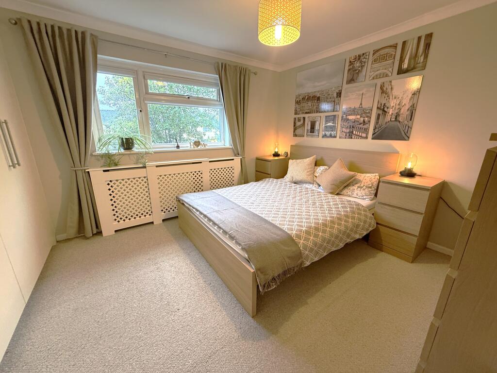 House in Swindon - View 5