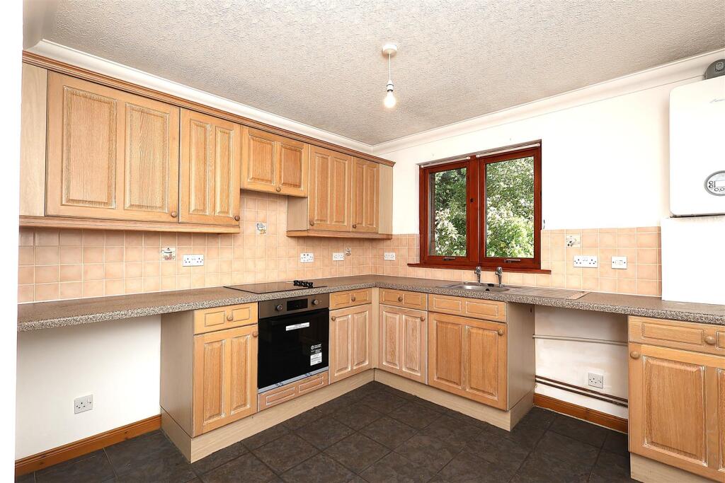 Apartment in Inverness, Crown and City Centre - View 3