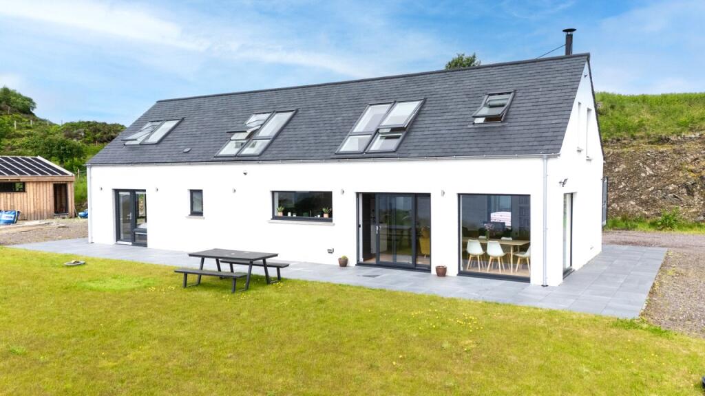 Main image of property: Rubha Scarabhaig, Croft 9, Avernish, Kyle, Highland, IV40