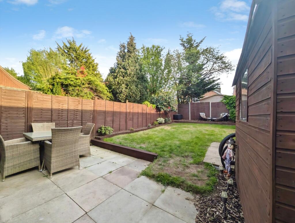 Apartment in Crowthorne, Bracknell Forest - View 4