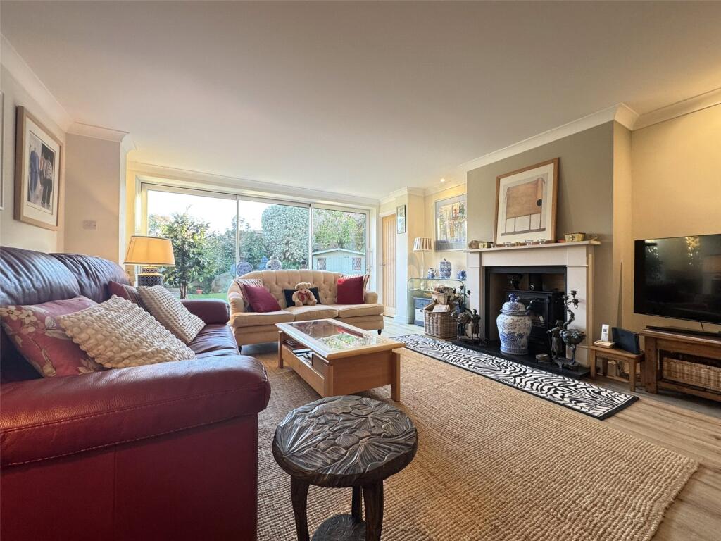 House in Lymington - View 4