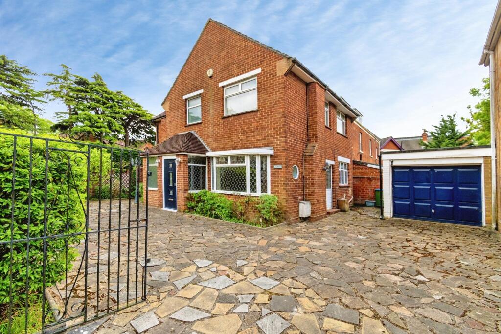 Main image of property: Hill Lane, Southampton