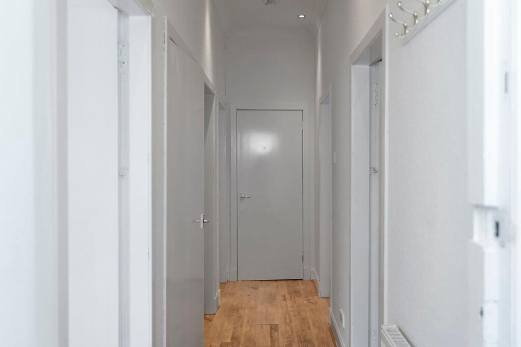 Apartment in Edinburgh - More