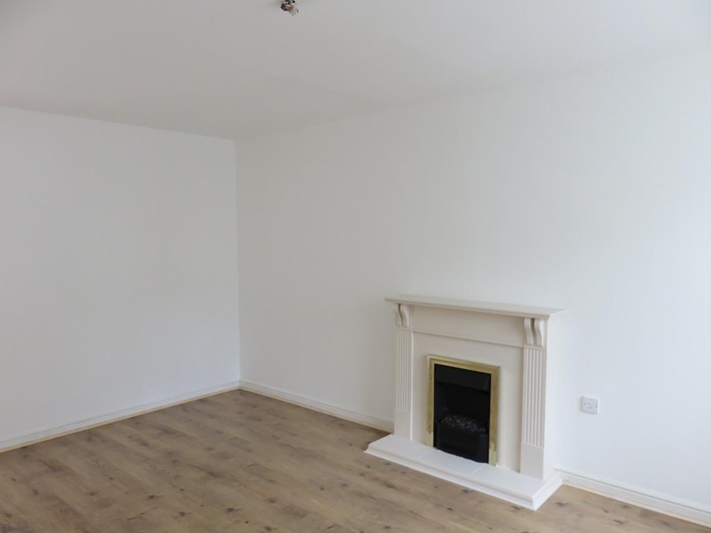 House in Hull, Avenues - More