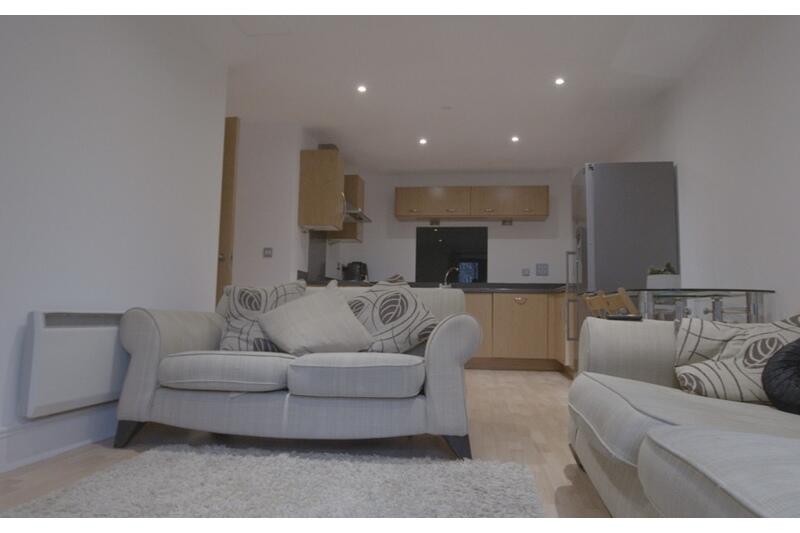 Apartment in Birmingham, Harborne - View 2