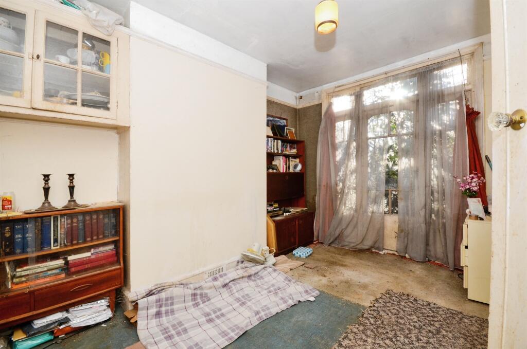 House in London, London Borough of Harrow - View 5