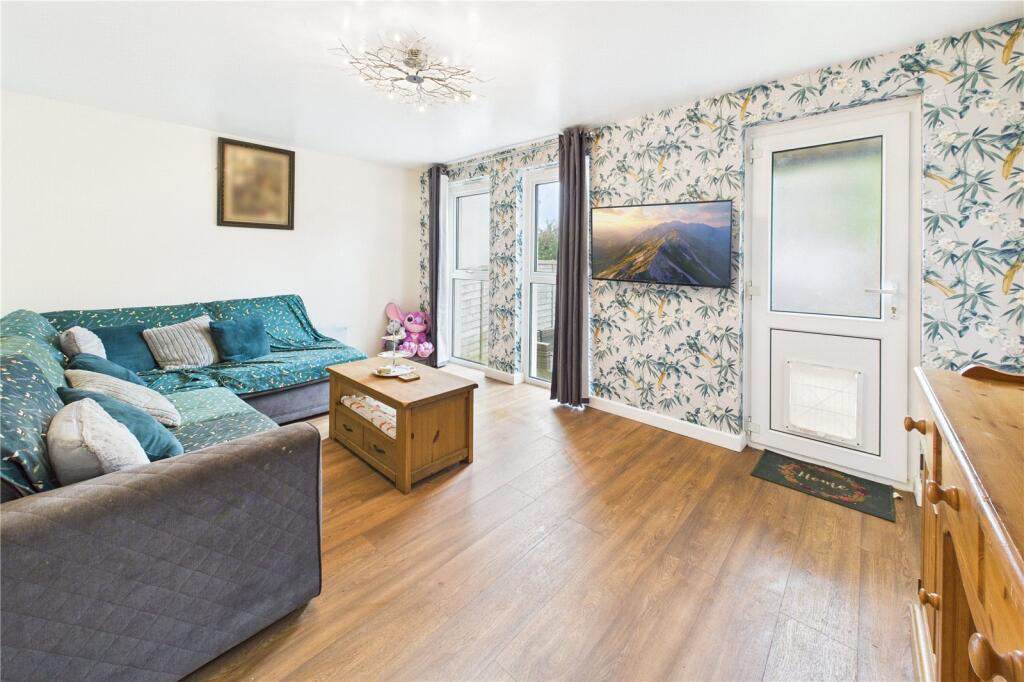 Huish Court, Radstock, Somerset, BA3 photo 3