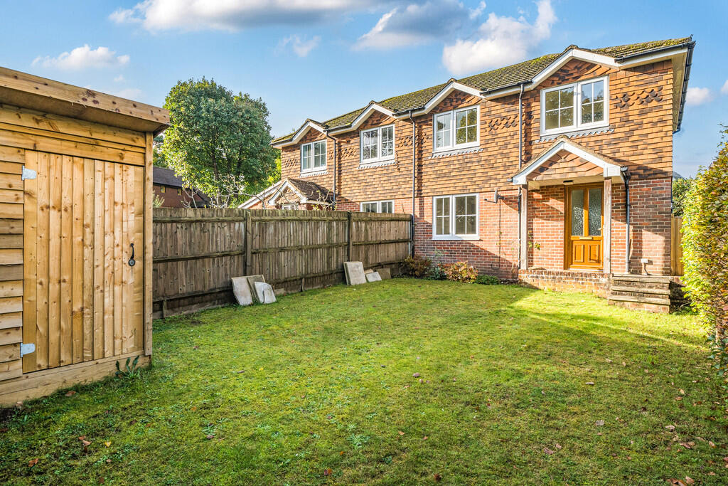 Main image of property: Storrington - Fern Road