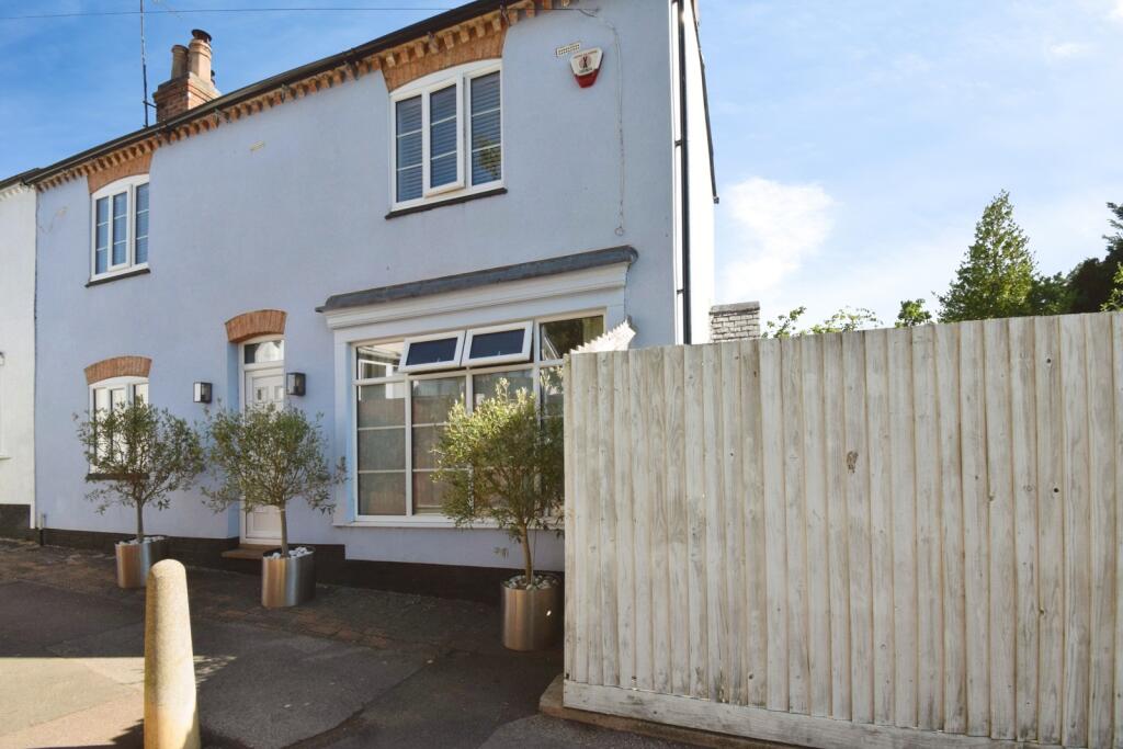 Main image of property: The Parade, Fleckney, Leicestershire, LE8