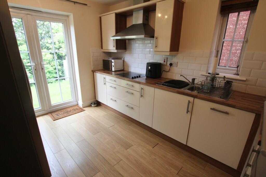 Additional image 2 of Parkfield Court, Tamworth
