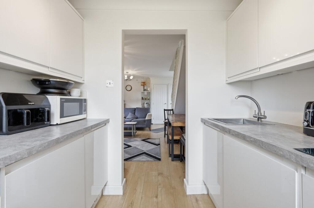Hedingham Road, Halstead, Halstead, CO9 - View 6