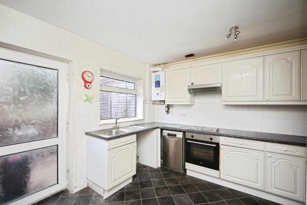 House in Redditch, Worcestershire - View 2