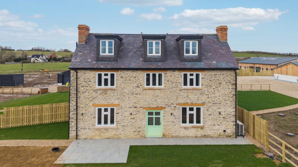Main image of property: The Charndon Estate, Marsh Gibbon Road, Poundon, Bicester, Oxfordshire