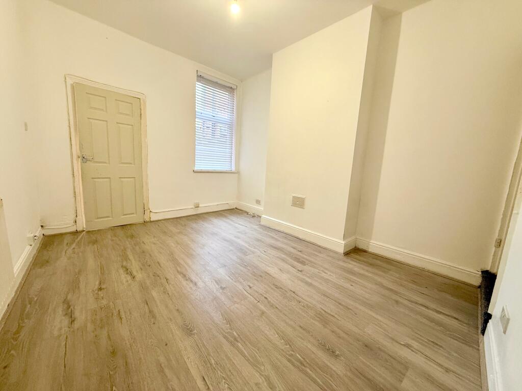 House in Leicester - View 3