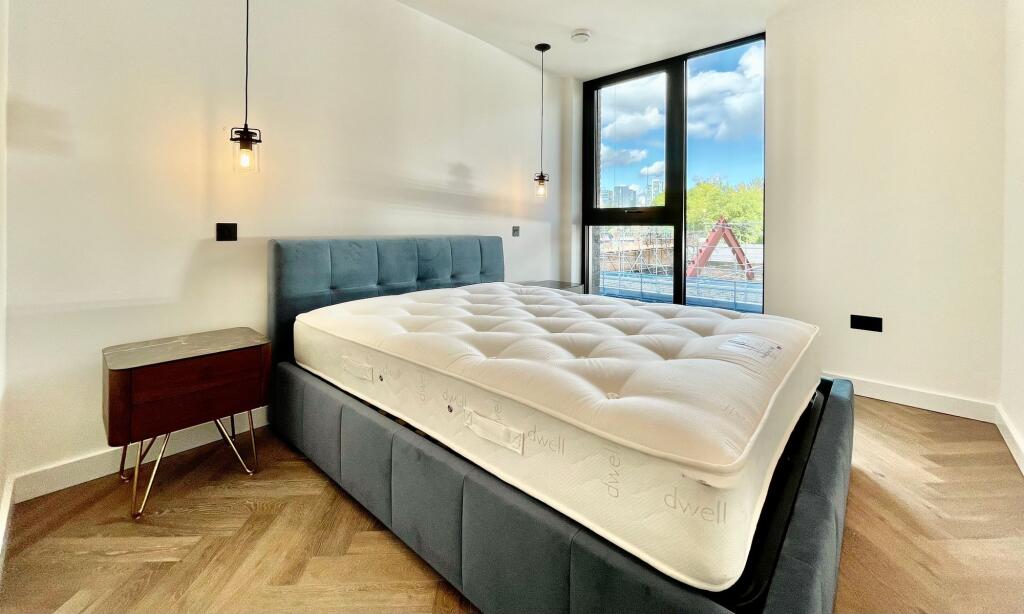 Main image of property: 1 Boxwood Gardens, London, E1W