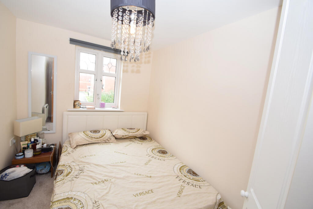 Apartment in Manchester, Whalley Range - View 6