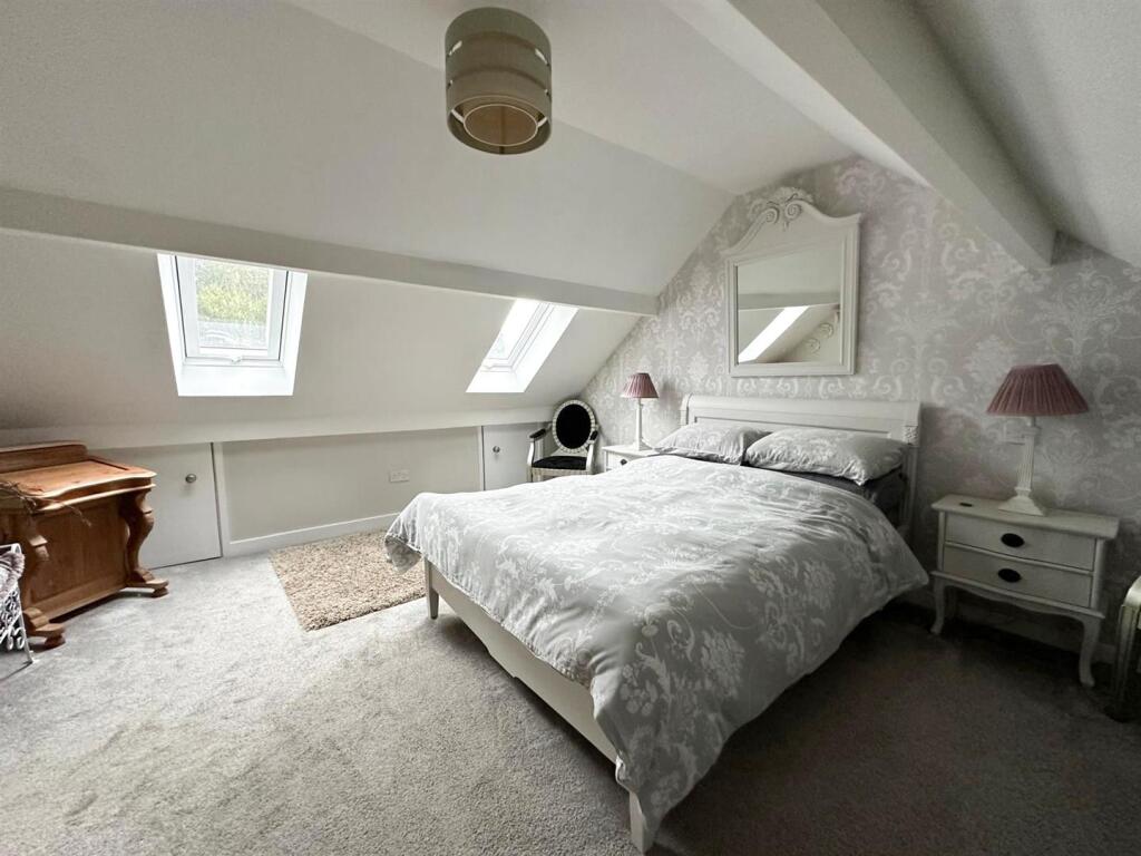 Additional image 37 of Ladymead, Glenlyon Avenue, Keighley