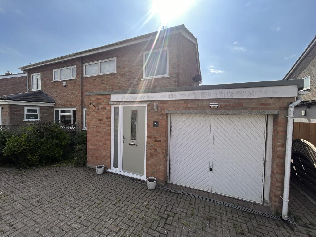 Main image of property: Langlands, MK46