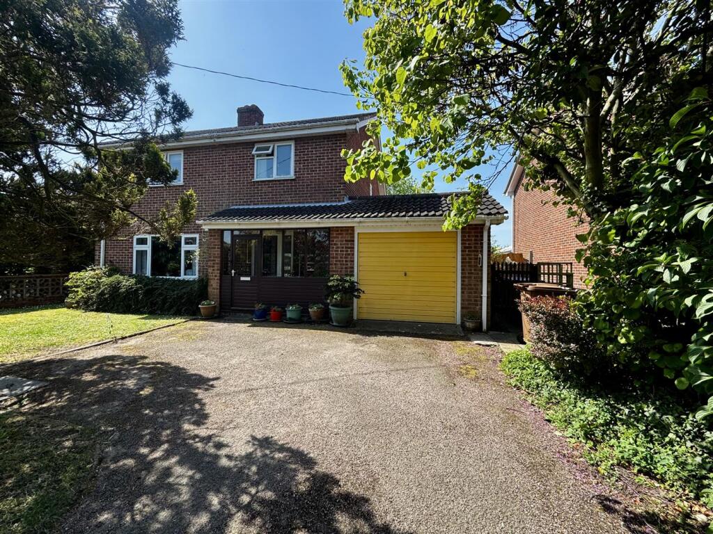 Main image of property: Heckfield Green, Hoxne, Eye