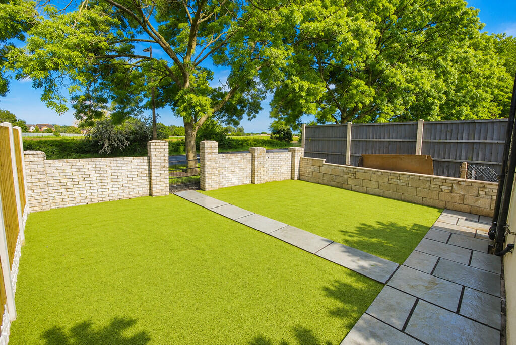 Chestnut Avenue, Rossington, Doncaster - View 2
