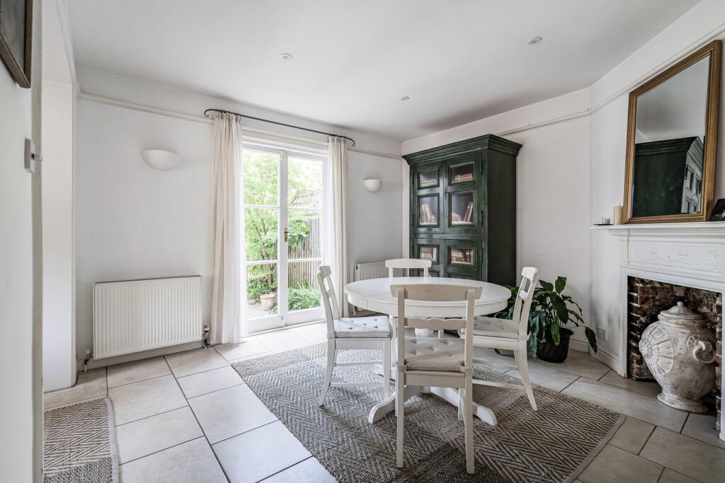 Swaynes Lane, Merrow, GU1 - View 6